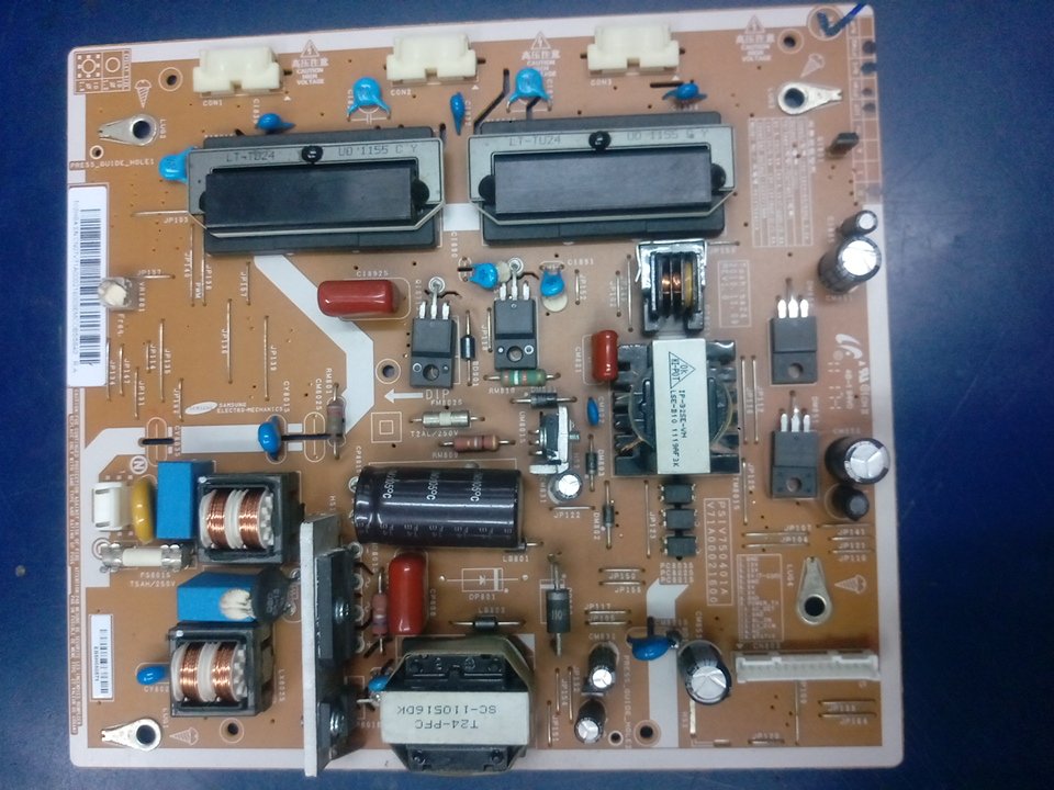 Toshiba Model No: 24PB1E POWER BOARD  Part No: PSIV750401A